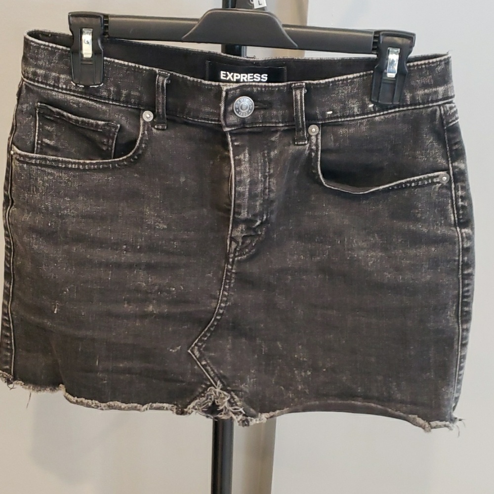 Express jean mini skirt, black, size 4